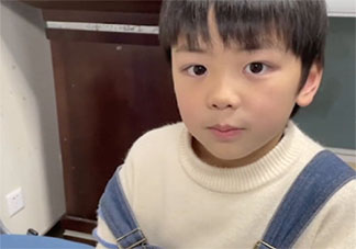 8岁孩子给父母报辅导班是怎么回事 父母为什么要给孩子报辅导班