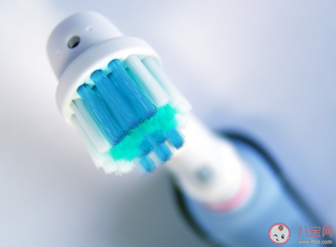 什么情况下不建议用电动牙刷 选电动牙刷要参考哪几点 什么情况下不建议用电动牙刷 选电动牙刷要参考哪几点