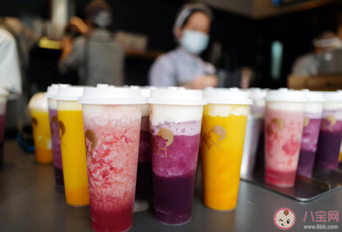 一杯奶茶是怎么制成的  调饮师工作任务是做什么