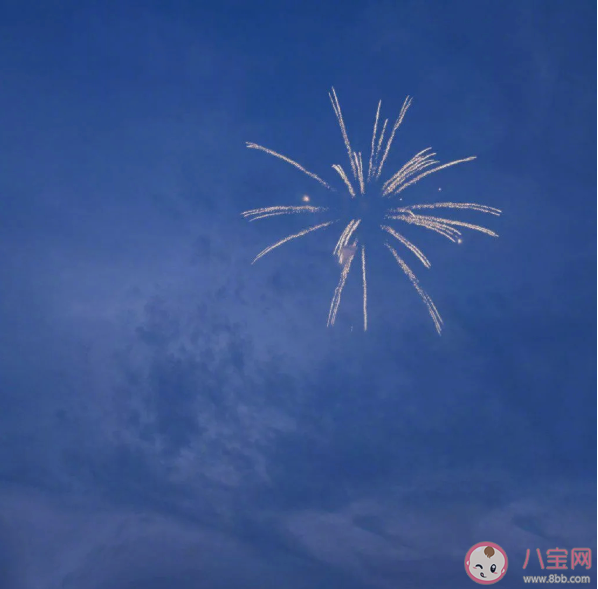 有关特别卑微暗恋的文案句子 暗恋卑微的唯美伤感语录