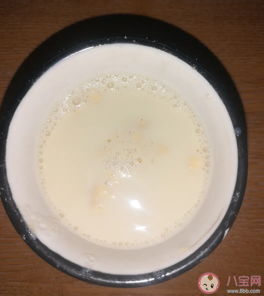 豆浆粉冲的豆浆和现磨豆浆哪个更营养 如何冲出一杯不结块的豆浆