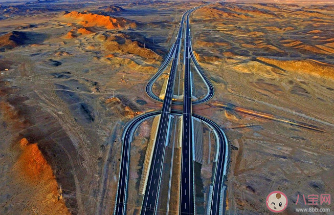 中国人为什么要修世界最长沙漠高速 世界最长沙漠高速途径哪些地方