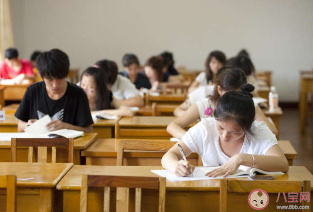 如何理性评价当代大学生 对大学生的一些看法 如何理性评价当代大学生 对大学生的一些看法