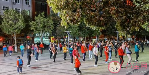 袖珍小县仅有9辆出租车没有红绿灯 袖珍小县是哪个县城