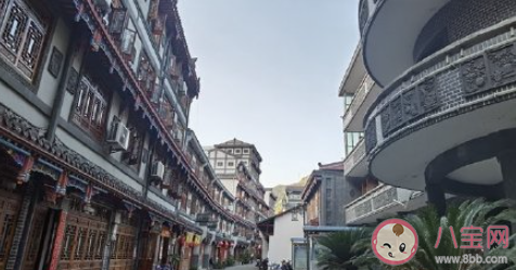 袖珍小县仅有9辆出租车没有红绿灯 袖珍小县是哪个县城