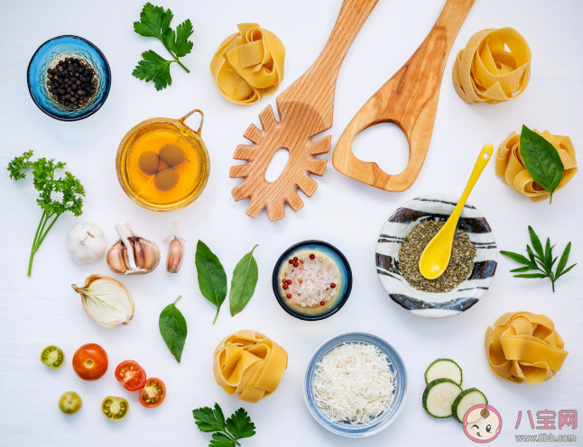 夜晚碳水怪是什么意思 晚上不吃碳水减肥效果好吗 夜晚碳水怪是什么意思 晚上不吃碳水减肥效果好吗