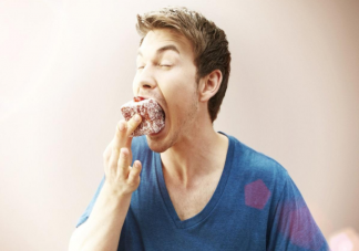 为什么肚子一饿就容易生气 饿怒症有什么症状表现