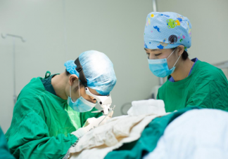 植发手术疼吗 植发手术第几天可以洗头