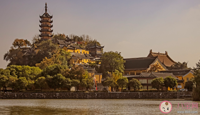 白素贞为爱水漫金现实中的金山寺是在 蚂蚁庄园5月18日正确答案