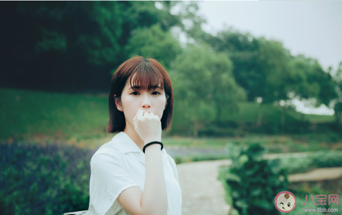 和女生聊天经常尬聊怎么化解 有哪些小技巧