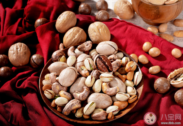 坚果出现哪些异样不能食用 吃不完的坚果怎么保存 坚果出现哪些异样不能食用 吃不完的坚果怎么保存