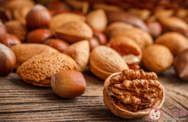 坚果出现哪些异样不能食用 吃不完的坚果怎么保存 坚果出现哪些异样不能食用 吃不完的坚果怎么保存