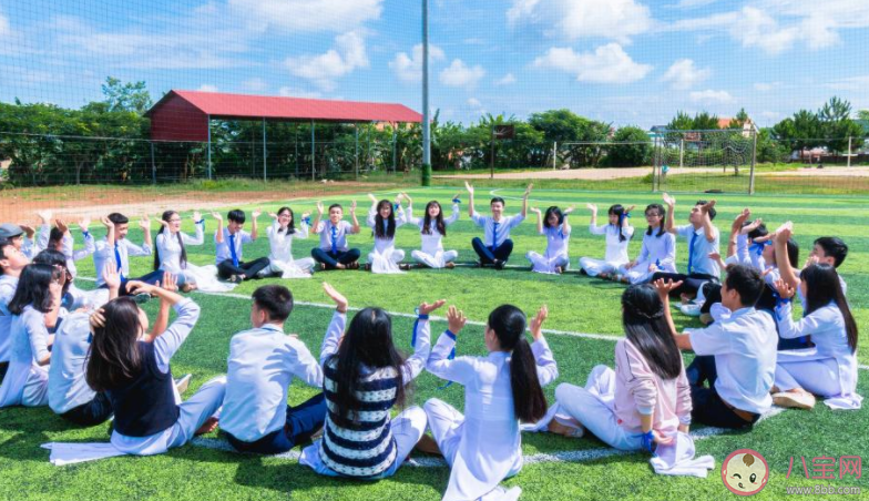 你憧憬什么样的大学生活 理想中的大学生活是怎样的