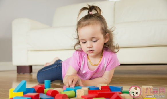孩子爱拿别人的东西就是坏孩子吗 孩子总想要别人的东西怎么办