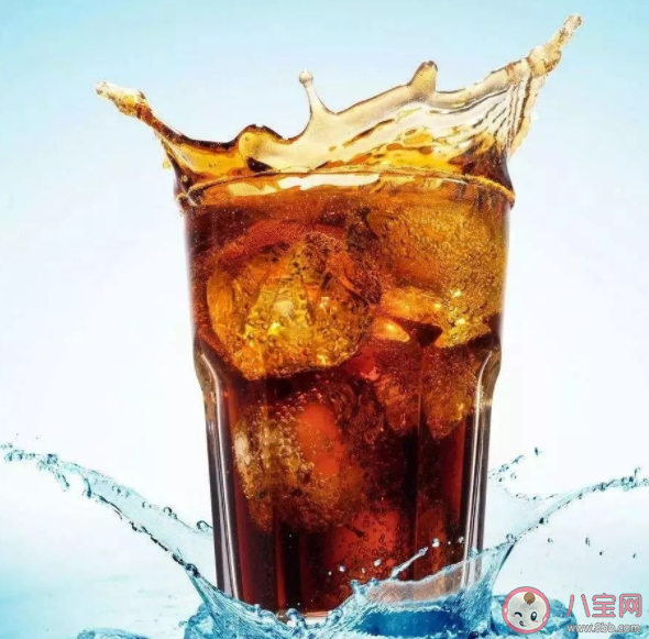 总喝可乐有哪些危害 一天喝多少可乐算多