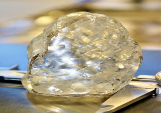 1098克拉世界第三大钻石被发现 排名前两位的是什么
