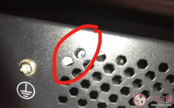 怎样判断宾馆里是否被安装摄像头 哪些物品最容易被伪装成偷拍设备 怎样判断宾馆里是否被安装摄像头 哪些物品最容易被伪装成偷拍设备