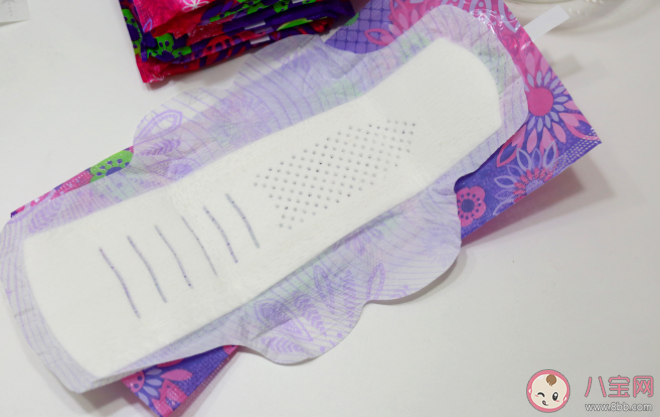 市面上的卫生巾有什么差别 如何买到安全的卫生巾 市面上的卫生巾有什么差别 如何买到安全的卫生巾