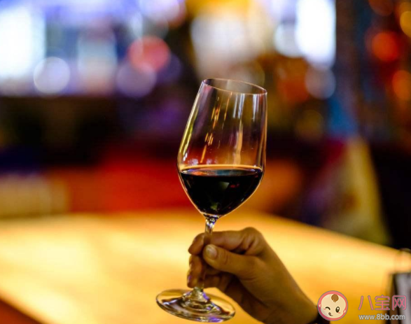 喝葡萄酒前摇晃酒杯是为了什么 蚂蚁庄园6月29日正确答案 喝葡萄酒前摇晃酒杯是为了什么 蚂蚁庄园6月29日正确答案