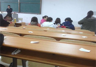 图书馆占座有多霸道 如何看待图书馆占座行为