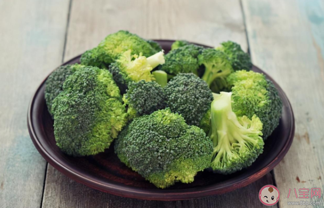 西兰花表面的白霜是什么 西兰花到底有多脏怎么清洗 西兰花表面的白霜是什么 西兰花到底有多脏怎么清洗