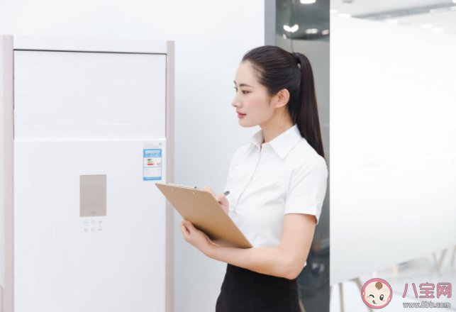 女性长期呆在空调房里会导致月经不调吗 坐办公室吹空调要注意什么 女性长期呆在空调房里会导致月经不调吗 坐办公室吹空调要注意什么