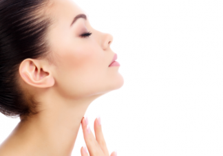 拉皮的最佳年龄是多少岁 拉皮手术后疤痕会很明显吗