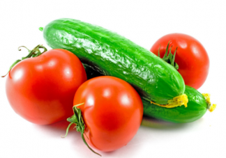 黄瓜和西红柿可以同一天吃吗 黄瓜和西红柿一起吃会怎么样