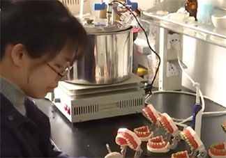 电动牙刷真的比普通牙刷更有效吗 电动牙刷和普通牙刷选哪个