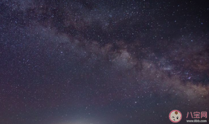 我想说世间万物一切都不及你是什么歌 《满目星辰皆是你》完整版歌词在线听歌