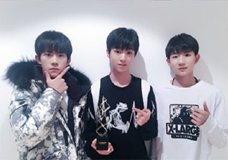 庆祝TFBOYS八周年的文案说说 TFBOYS八周年的祝福语应援句子