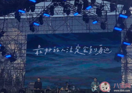 相恋十年结婚是啥体验 恋爱长跑经历分享