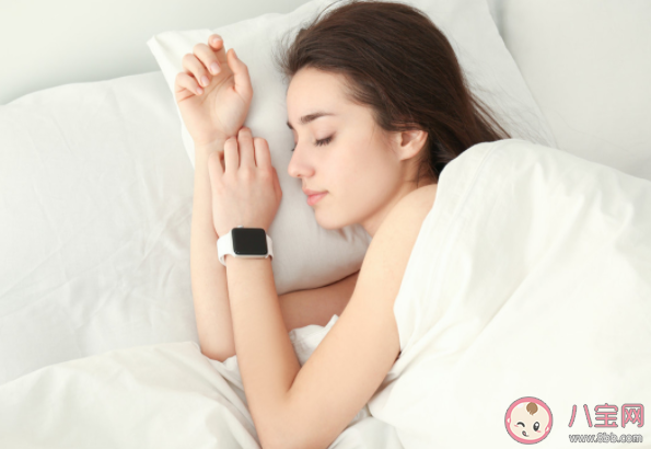 侧卧睡带来的危害是什么 10种疾病的专属睡姿 侧卧睡带来的危害是什么 10种疾病的专属睡姿