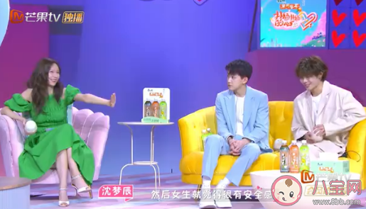 有必要在朋友圈公开恋情吗 恋爱了要不要发朋友圈