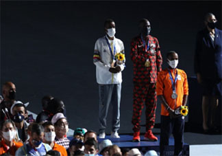 为什么马拉松颁奖在闭幕式上举行 马拉松比赛规则是什么