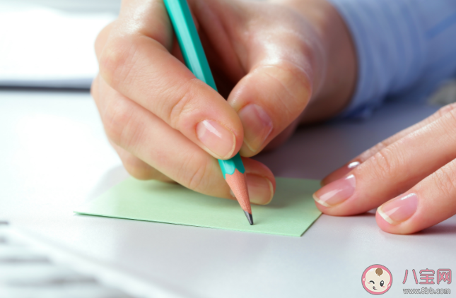 给积极的暗示真的有用吗 如何进行积极的心理暗示 给积极的暗示真的有用吗 如何进行积极的心理暗示