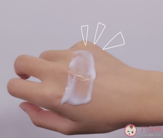 每天涂身体乳身体真的会变白吗 长期涂身体乳有什么好处