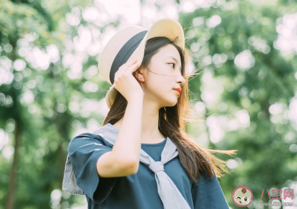 恋爱中为什么会有讨好行为 女生恋爱中要记住的几点