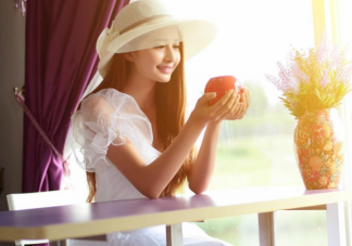 恋爱中为什么会有讨好行为 女生恋爱中要记住的几点