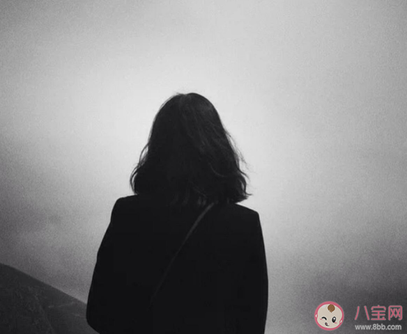 假装成熟是一种什么感觉 成熟是可以装出来的吗 假装成熟是一种什么感觉 成熟是可以装出来的吗