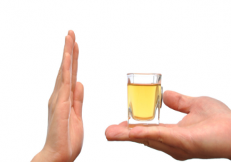 喝多少酒才会伤肝 如何预防酒精给肝脏带来的伤害