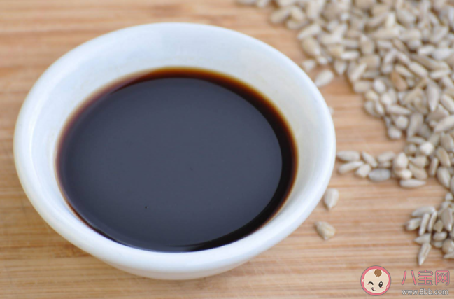 低脂低盐的酱油更健康吗 如何正确挑选酱油