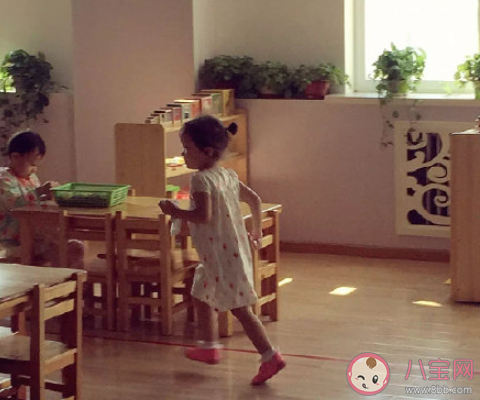 如何让小宝贝尽快适应幼儿园 宝宝几岁适合去幼儿园