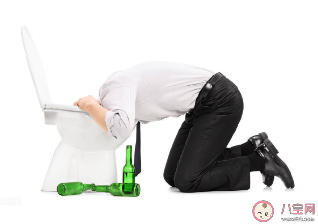 为什么酒喝多了会呕吐 喝酒后吐了好还是不吐好