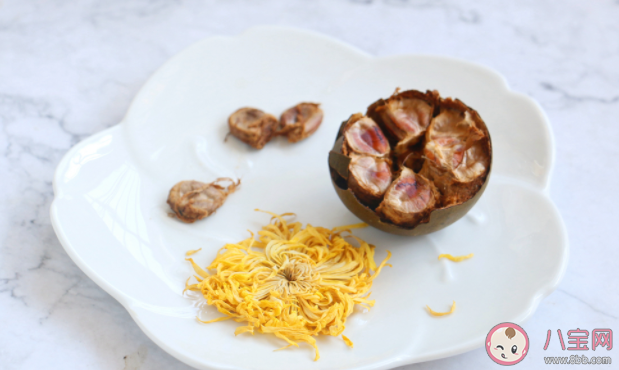 罗汉果怎么泡水喝 罗汉果和哪些食物搭配效果好 罗汉果怎么泡水喝 罗汉果和哪些食物搭配效果好