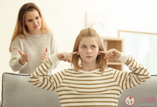 孩子会感激牺牲型父母吗 父母要为了孩子牺牲自己所有吗 孩子会感激牺牲型父母吗 父母要为了孩子牺牲自己所有吗