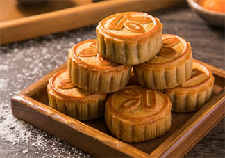 食用月饼一天别超过一百克 哪些人要少吃月饼