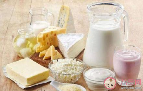 天天喝牛奶真的能长高吗 怎样才能让孩子长高