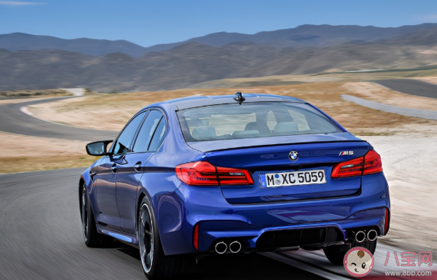 汽车在行进中空挡滑行烧油吗 空挡滑行有什么危害 汽车在行进中空挡滑行烧油吗 空挡滑行有什么危害