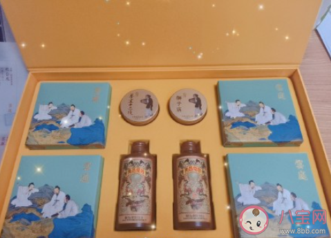 公司中秋节发月饼的朋友圈说说 收到公司中秋节月饼的句子